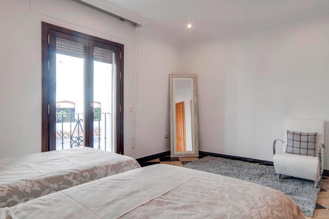 Apartamento OleHolidays PB 218 Primera línea de Mar Puerto Banús Marbella Exterior foto
